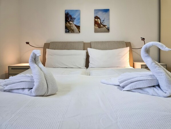 2 chambres, bureau, lit de bébé portatif, Wi-Fi