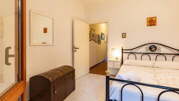 2 habitaciones y ropa de cama