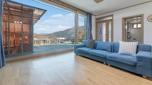 Quarto básico, 3 quartos (dokchae) | 3 quartos, Wi-Fi de cortesia