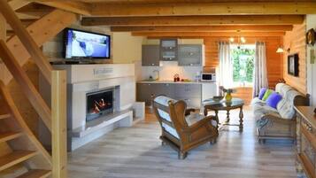 Una Smart TV, una chimenea