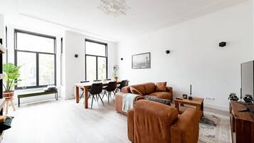 Luxury Apartment, 2 Bedrooms, Non Smoking | Living area | TV