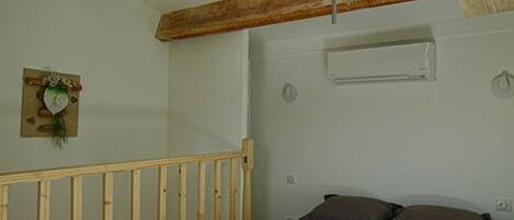 Wi-Fi gratuit, draps fournis