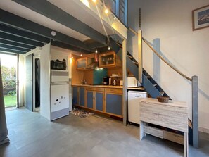 Refrigerador, microondas, parrilla de estufa y lavavajillas 