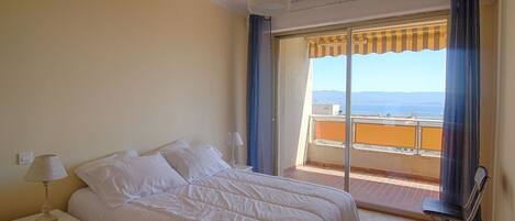 3 chambres, Wi-Fi gratuit, draps fournis