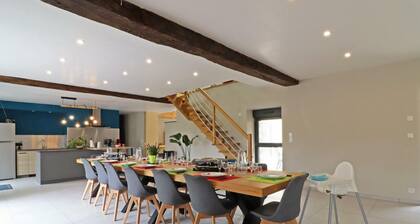 Spacious family house with sauna and garden