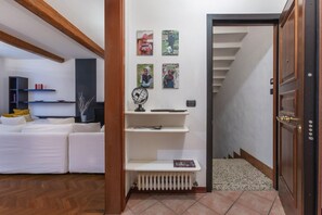 Interior - GuestHost - Central Ferrara Apartment! x7 (Ferrara)