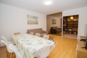 Interior - Spacious T4 Ideal for groups (Créteil)
