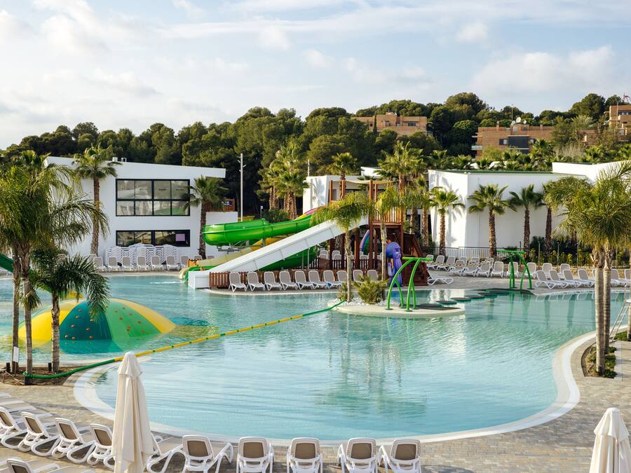 Sesongbasert utendørsbasseng