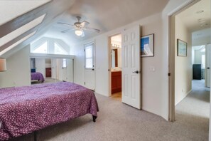 5 bedrooms, iron/ironing board, free WiFi, bed sheets