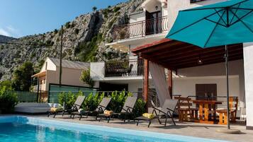 Villa (Three Bedroom Villa with swimming poo) | Pool | Outdoor pool, pool umbrellas, pool loungers