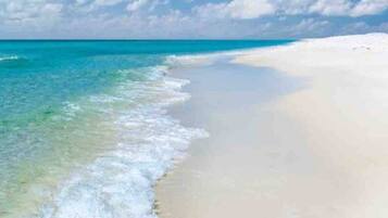 Playa en los alrededores