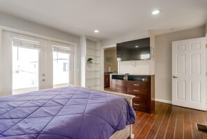 3 chambres, fer et planche à repasser, Wi-Fi, draps fournis