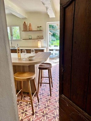 Dining - Stately property with 3 tennis & sport courts and a large pool, village 5' walk (Callas)