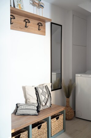 TV, books - Kalamaki-Sunset (Faistos)