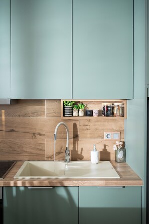 Exclusive Double Room | Private kitchen | Fridge, oven, stovetop, coffee/tea maker - Kalamaki-Sunset (Faistos)