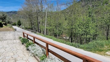 Enceinte de lâhĂ©bergement