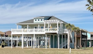 House, 3 Bedrooms | Exterior