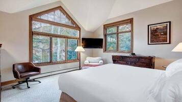 Townhouse, 4 kamar tidur | 4 kamar tidur, setrika/meja setrika, dan Wi-Fi gratis