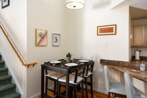Condo, 3 Bedrooms | Private kitchen | Fridge, oven, coffee/tea maker, toaster