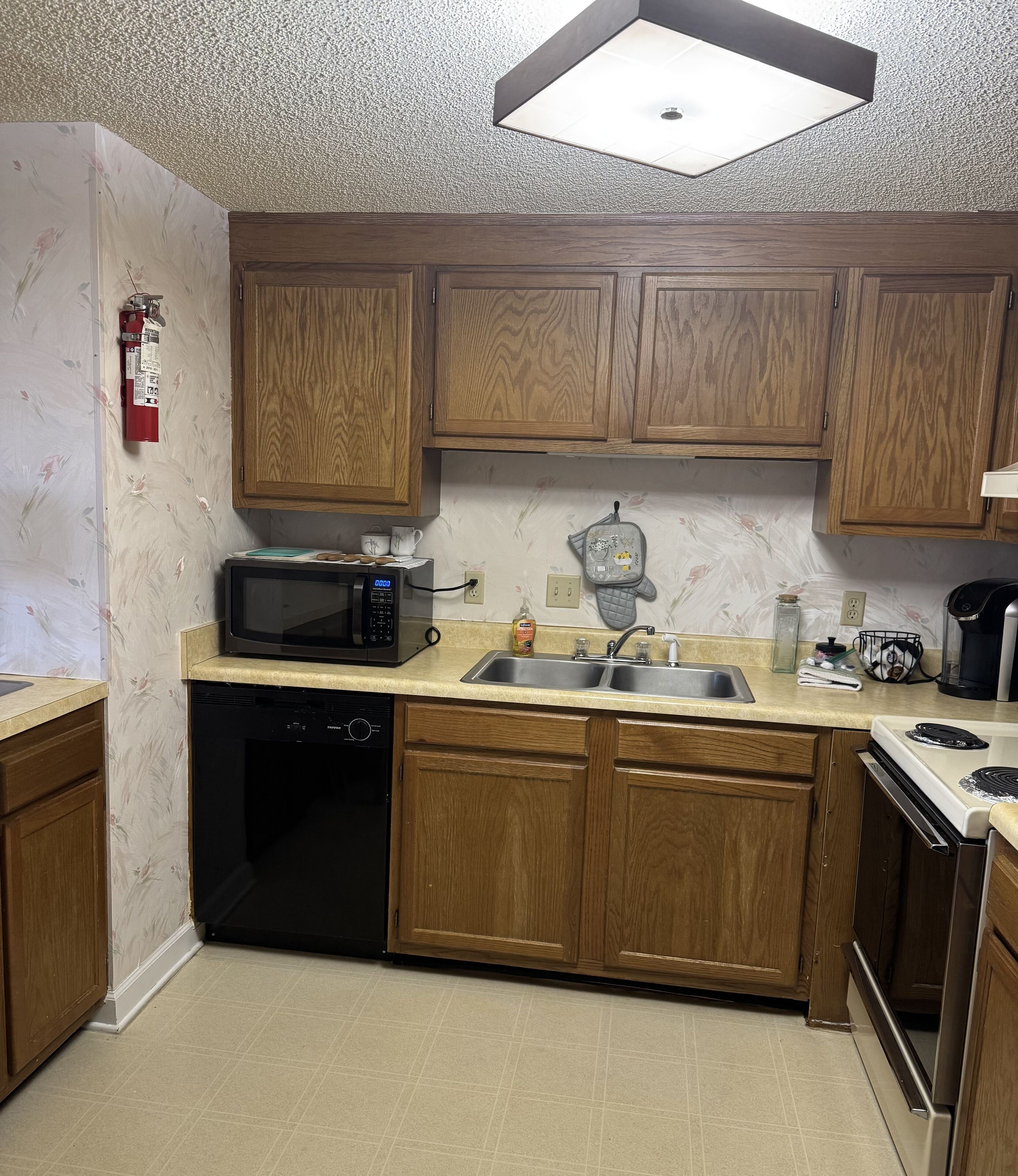 Kondominium, 2 kamar tidur | Dapur pribadi | Lemari es, oven, kompor, dan mesin pembuat kopi/teh