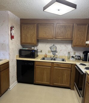 Condo, 2 Bedrooms | Private kitchen | Fridge, oven, stovetop, coffee/tea maker - Sugar Top 2403 2 Bedroom Condo by RedAwning (Banner Elk)