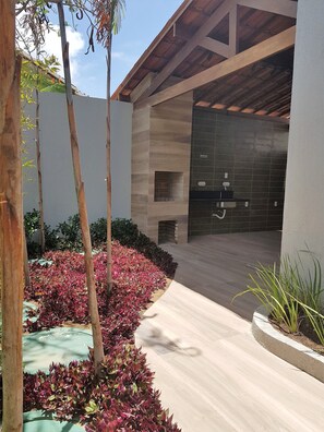 Área de estar no saguão