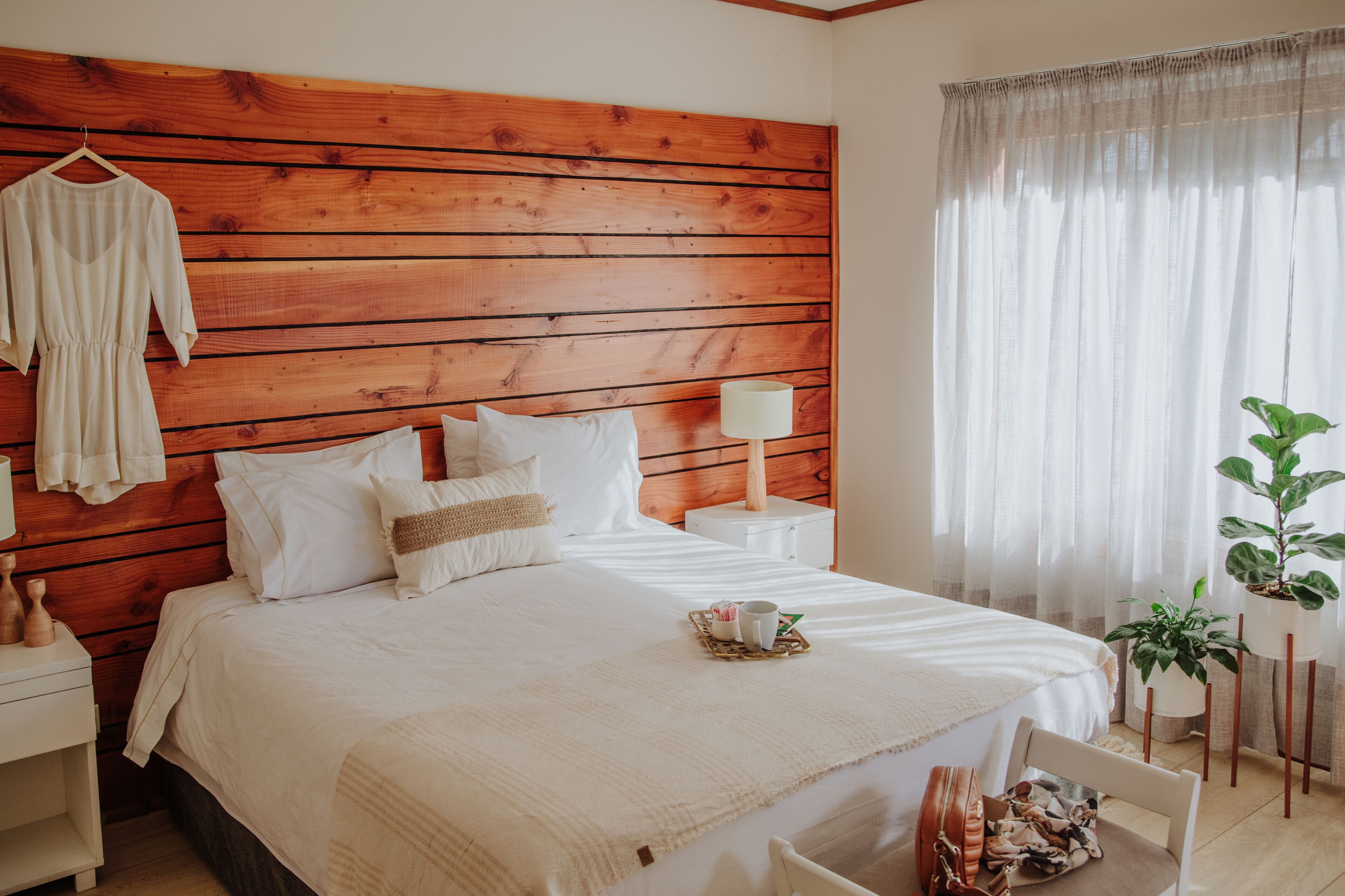 Escritorio, cunas gratuitas, wifi gratis y ropa de cama 