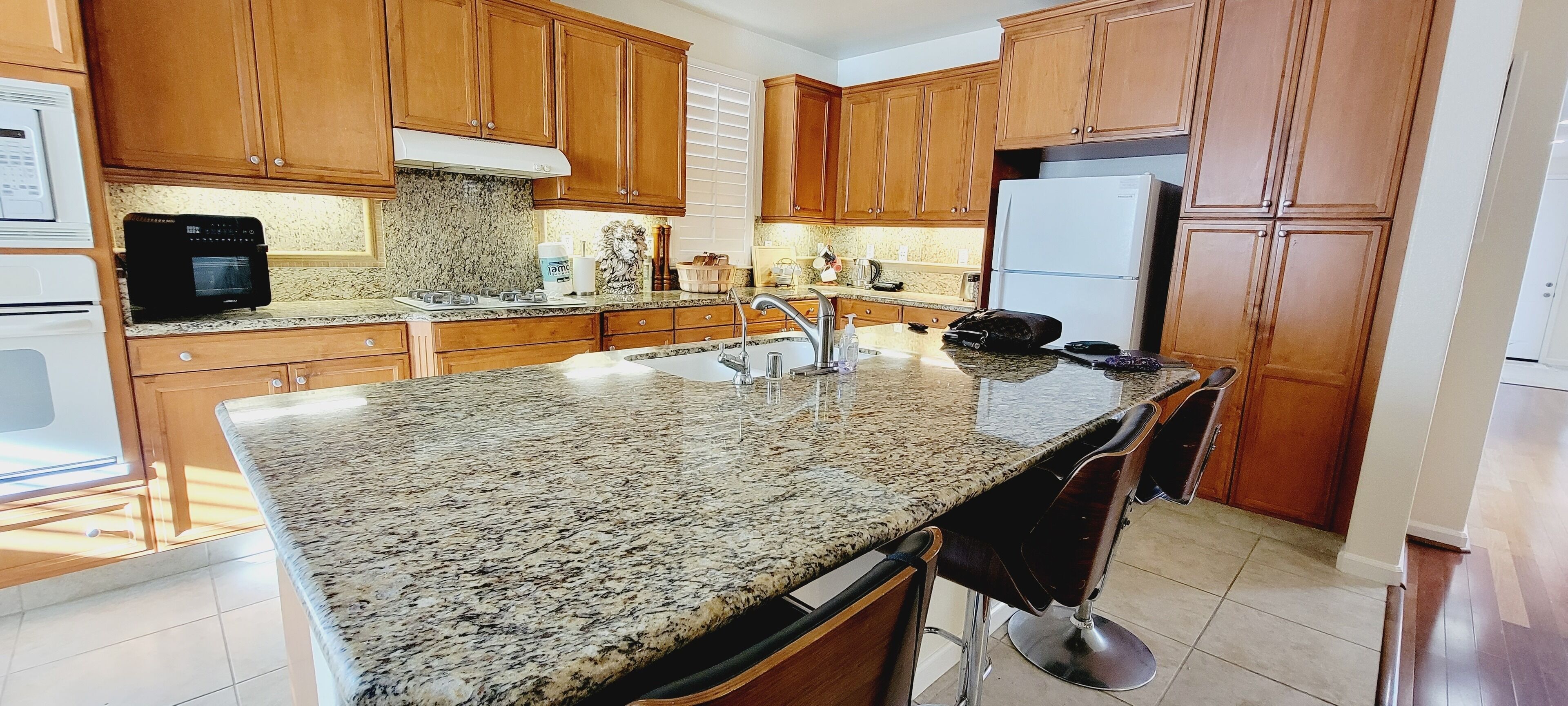 Entire House 15 mins from Napa and Sonoma