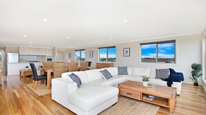 TV - Ocean Mist - Breathtaking views of the Southern Ocean (Port Fairy)