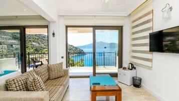 Suite estudio Deluxe | Camas Tempur-Pedic, cortinas blackout, cuna de viaje y wifi gratis