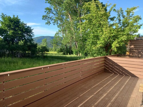 Exceptional Mountain View Lodge