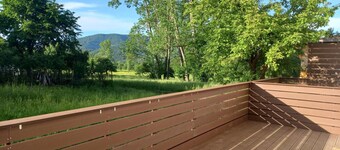 Exceptional Mountain View Lodge