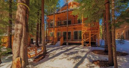 5 bed 5 bath cabin 5 min to the Slopes or Mountain Biking
