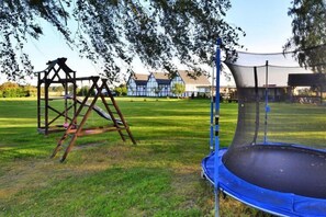 Children's area - Comfortable holiday homes with terraces (Jaroslawiec)