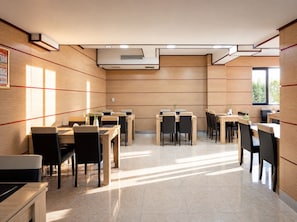 Restaurant - Nobel Hotel (Baku)