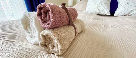 2 habitaciones, wifi gratis y ropa de cama