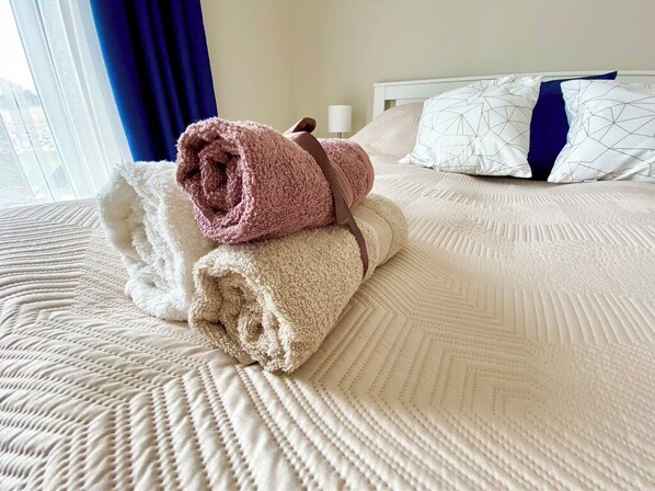 2 habitaciones, wifi gratis y ropa de cama 