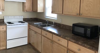 Lovely 3bdrm home walking distance from Masters