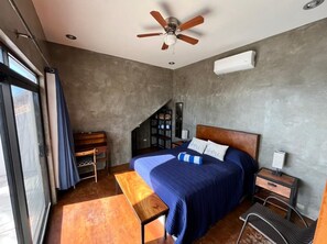 2 bedrooms, desk, free WiFi, bed sheets