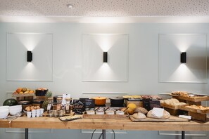 Dagelijks ontbijtbuffet inbegrepen