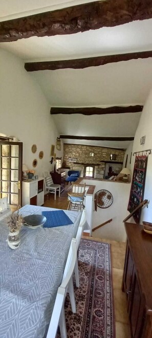 Interior - Whole cozy country cottage in South of France. (Frausseilles)