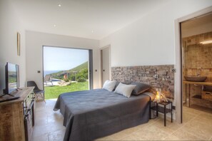 4 Schlafzimmer, Bügeleisen/Bügelbrett, kostenloses WLAN, Bettwäsche