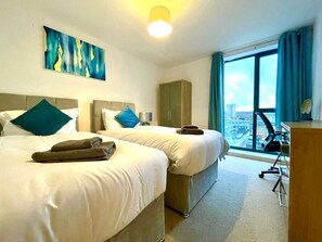 2 bedrooms, desk, iron/ironing board, free WiFi