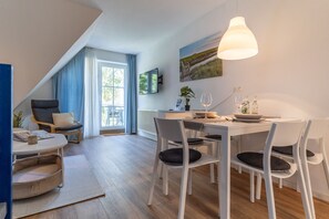 Dining - Ferienwohnung in St. Peter-Ording. (St. Peter-Ording)