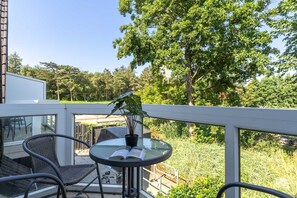 Outdoor dining - Ferienwohnung in St. Peter-Ording. (St. Peter-Ording)