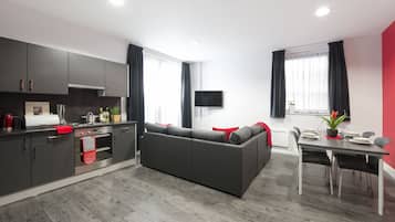 Basic Double Room | Shared kitchen | Shared fridge, microwave