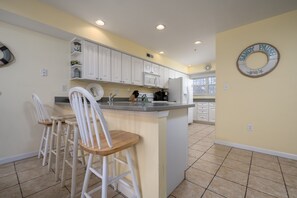 Microwave, coffee/tea maker, paper towels