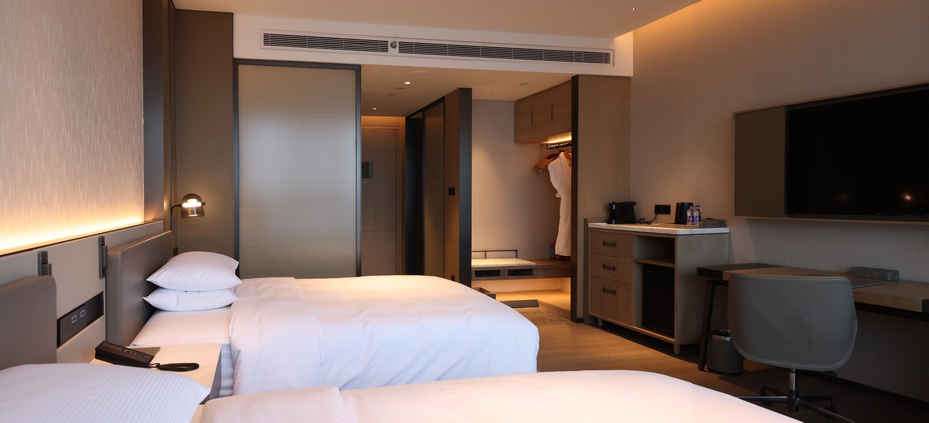 Minibar, una cassaforte in camera, una scrivania, insonorizzazione