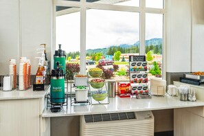 Petit déjeuner buffet compris tous les jours