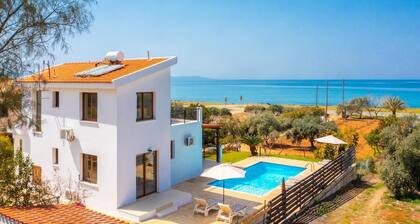 Villa Sunset - Three Bedroom Villa, Sleeps 6